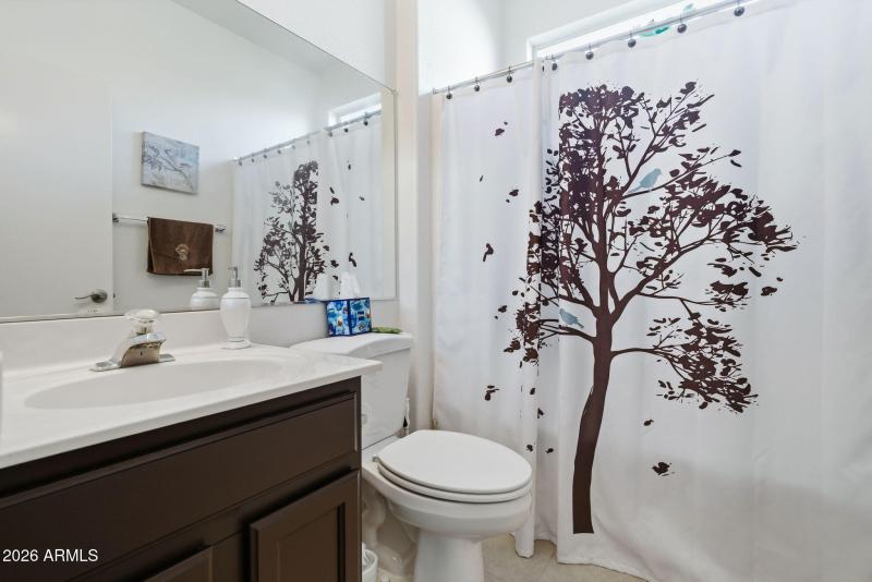 18-web-or-mls-15348 W Arzon Way--7