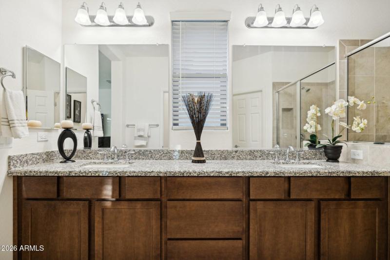 18-web-or-mls-17863-e-paria-canyon-dr