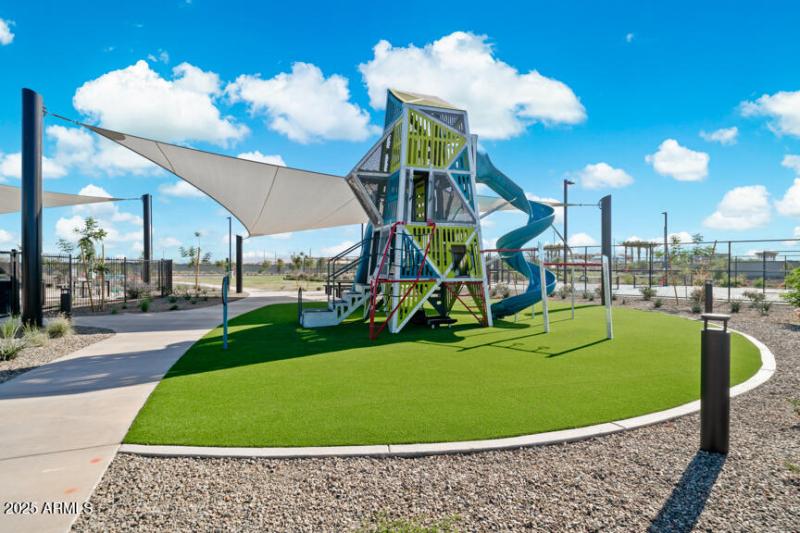 Hawes Crossing Encore Community