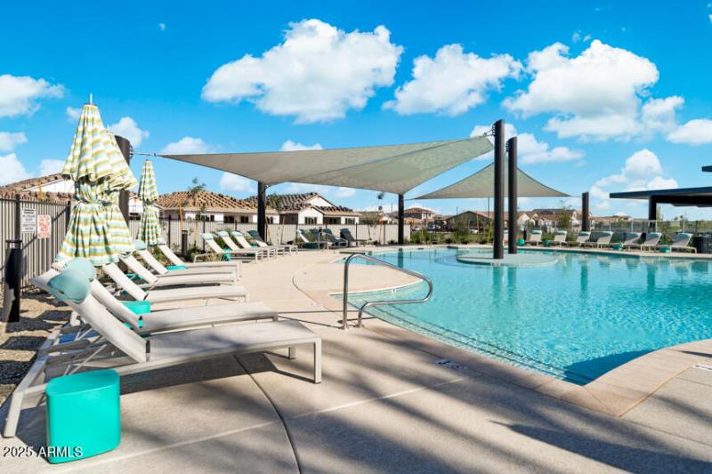 Hawes Crossing Encore Community