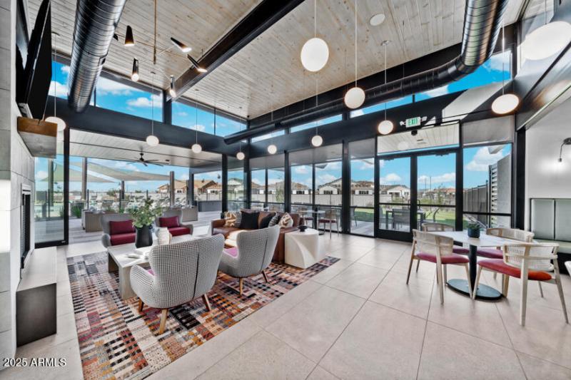 Hawes Crossing Encore Community