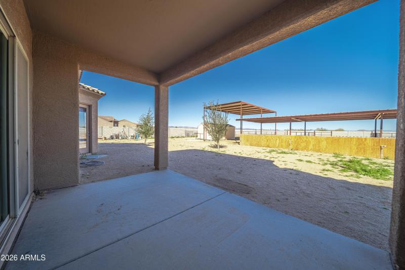 28621 N Bush St00018