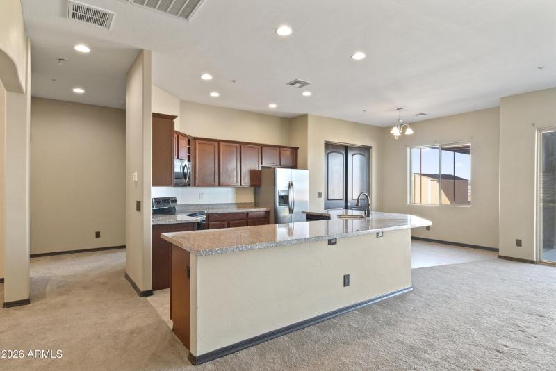 28621 N Bush St00024