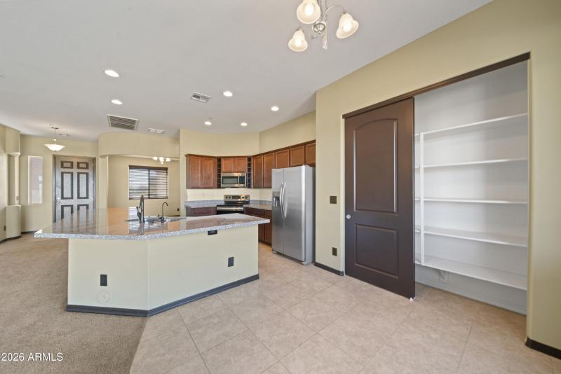 28621 N Bush St00029