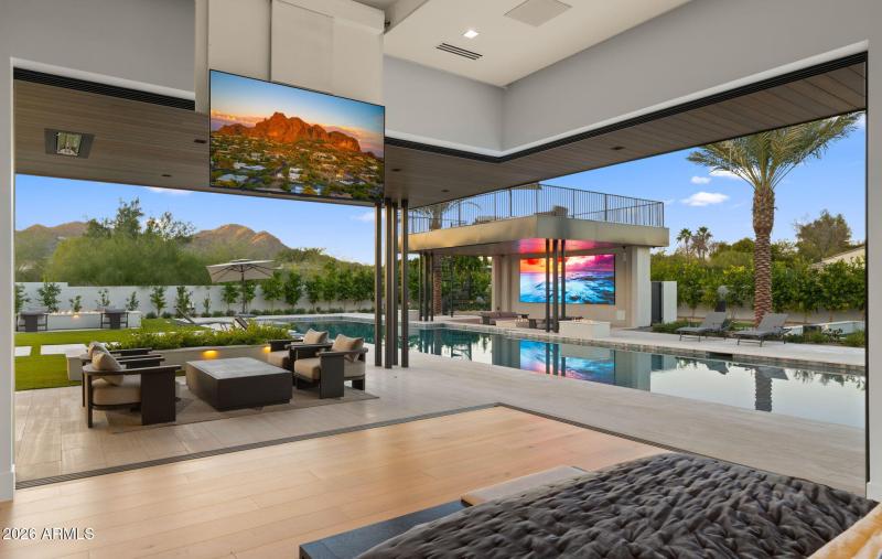 59-web-or-mls-Primary Bedroom1