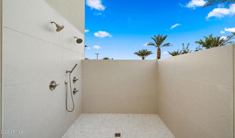 72-web-or-mls-Primary Bathroom1