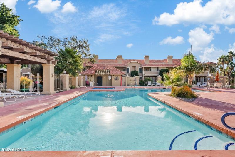 Community Pool & Spa