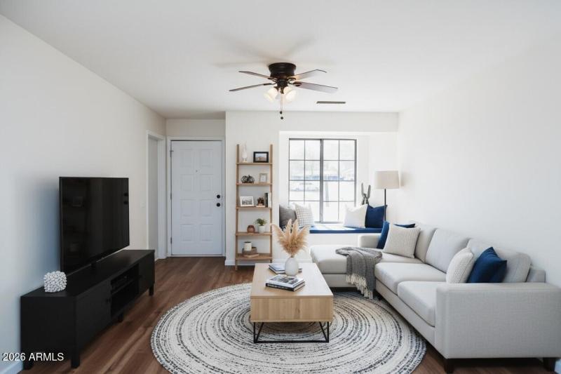 Virtually Stage Living Rom