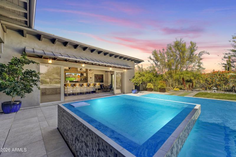 049_43Bar Room Entry