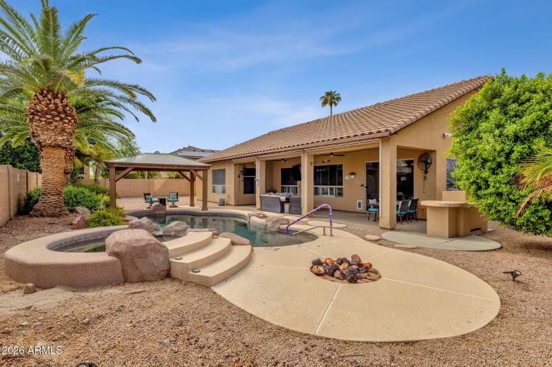 44-web-or-mls-17719-n-67th-ln