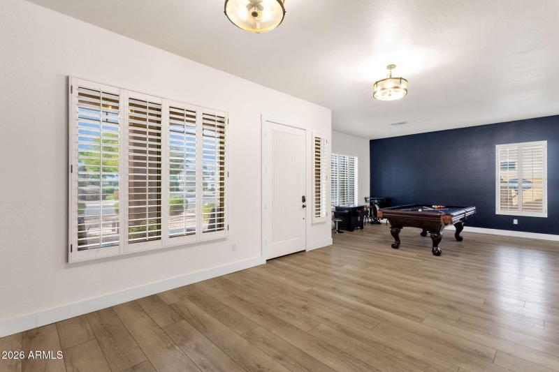 56-web-or-mls-17719-n-67th-ln