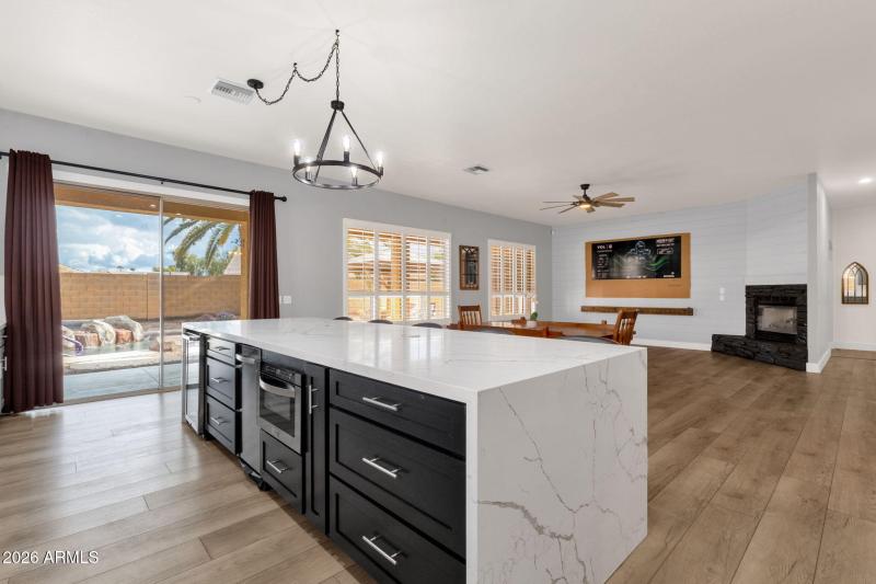 65-web-or-mls-17719-n-67th-ln