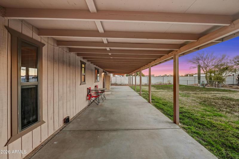 Full Length Back Patio from RV Drive