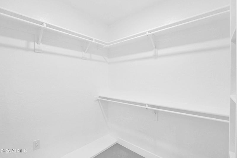 11-web-or-mls-P1448364