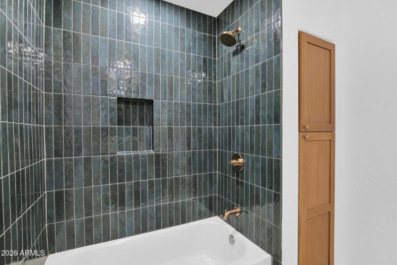 13-web-or-mls-P1448366