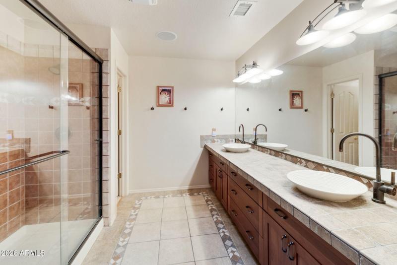 59-web-or-mls-dlb_4719-dlb_4723