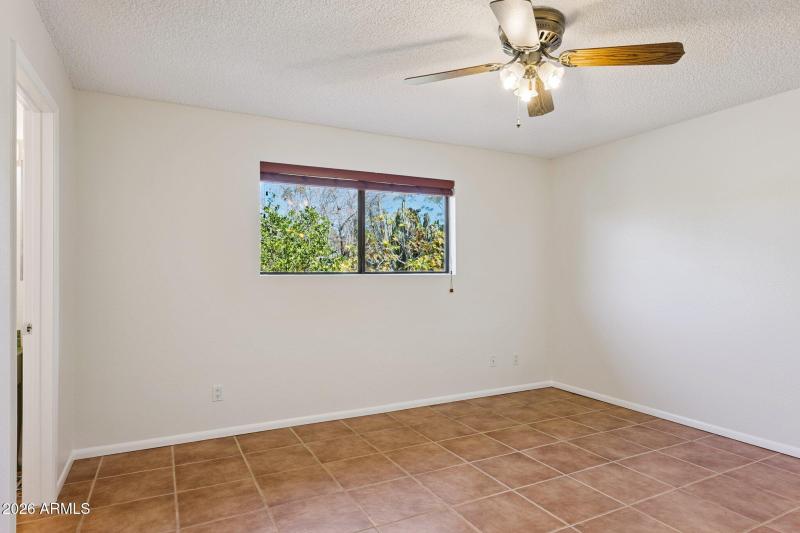 14-web-or-mls-1932-e-loma-vista-dr