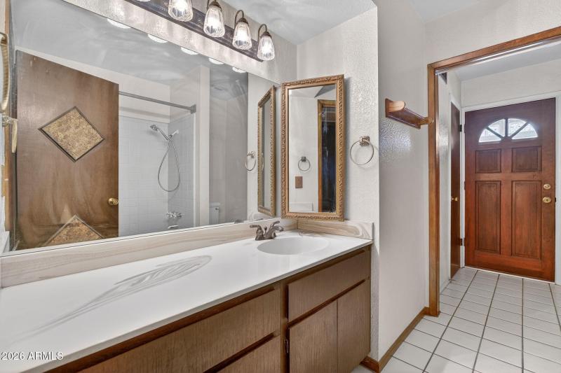 Full second bathroom