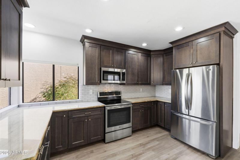 016__10542 E Bellflower Dr