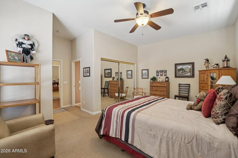 16-web-or-mls-W Sierra Madre Ave-S2001-0