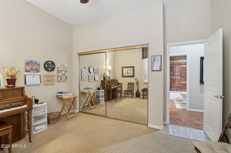 24-web-or-mls-W Sierra Madre Ave-S2001-0