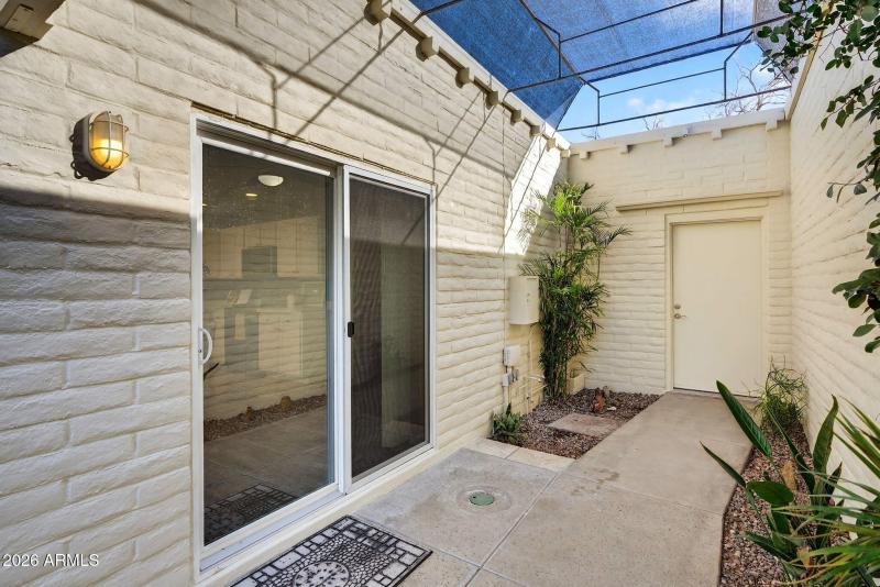 Backyard – Courtyard Detail