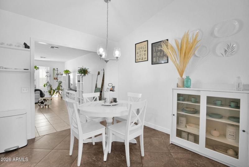 11-web-or-mls-P1448408