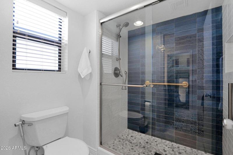 25-web-or-mls-P1448426