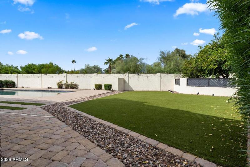 20251011164654400849000000-o