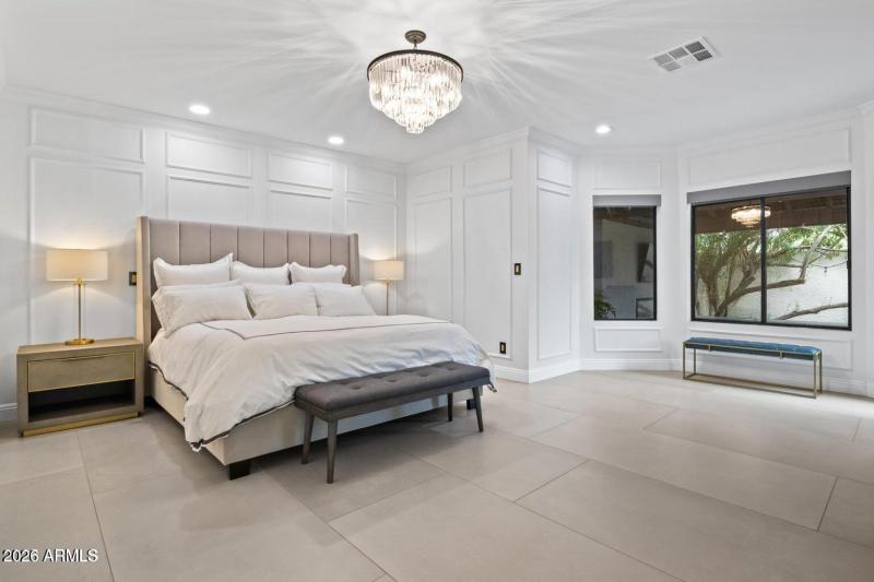 20251011164625212860000000-o