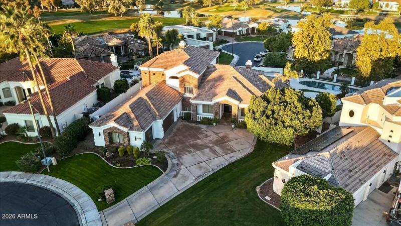 009-25645765-6cd7-477b-b888-7081468f6df2