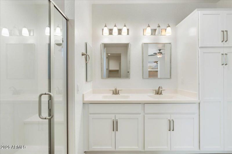 28-Primary Bathroom Vanity