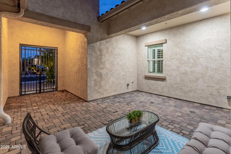 9837 W Lariat Ln-110