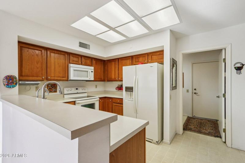 19-web-or-mls-W Panther Dr-S2001-019