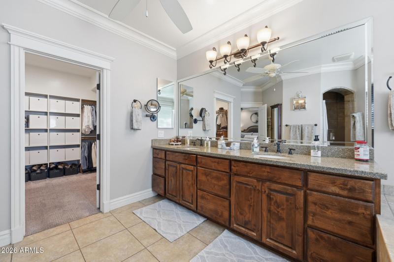 026-primary-bathroom