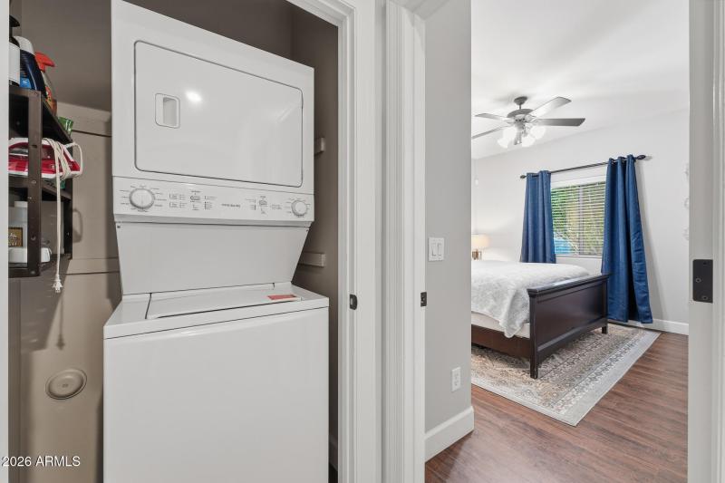 063-guest-house-laundry