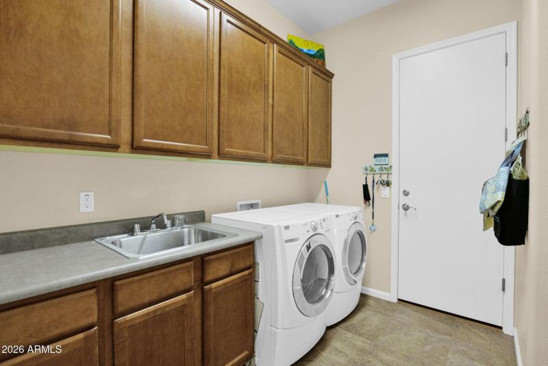 16-web-or-mls-P1448447