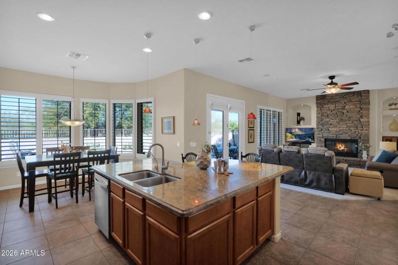 42-web-or-mls-P1448501