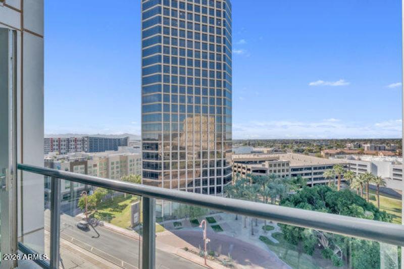 134134038754787312_134134038732572614_DS