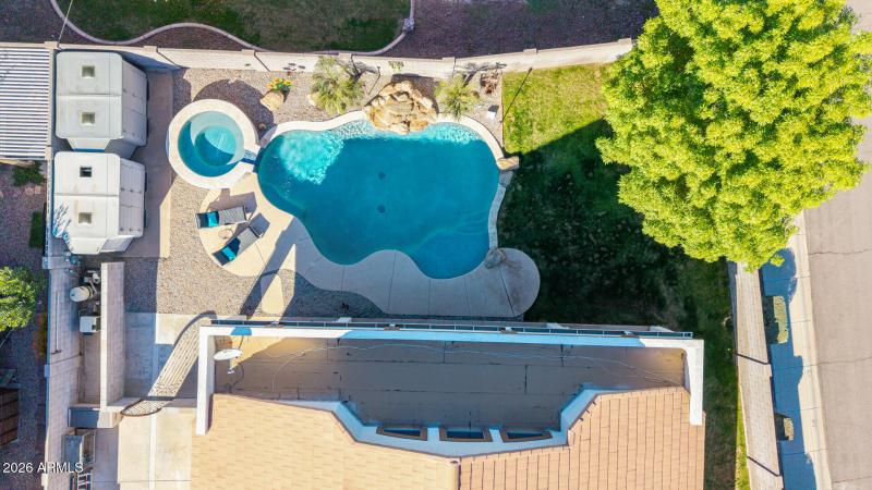 Beautiful pool & spa