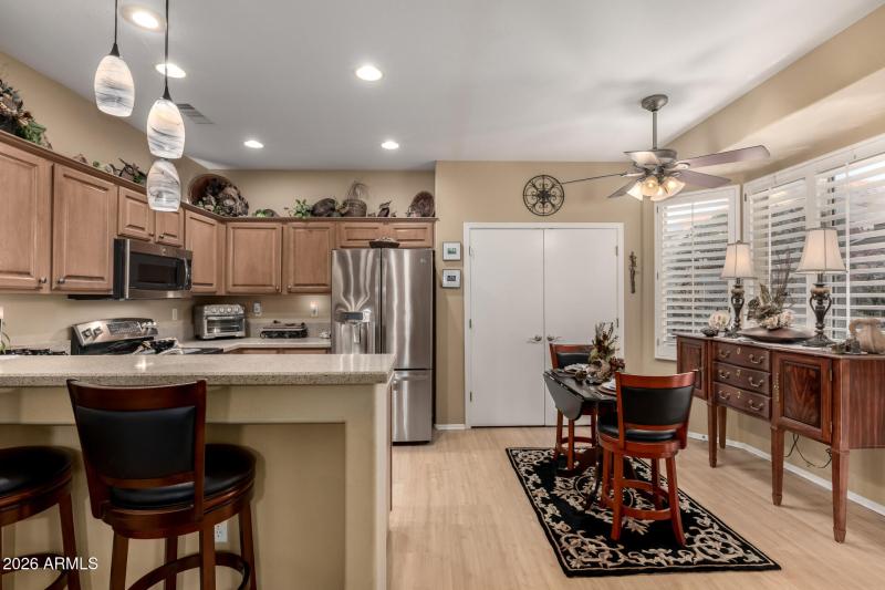 36 - Window Rock 20021