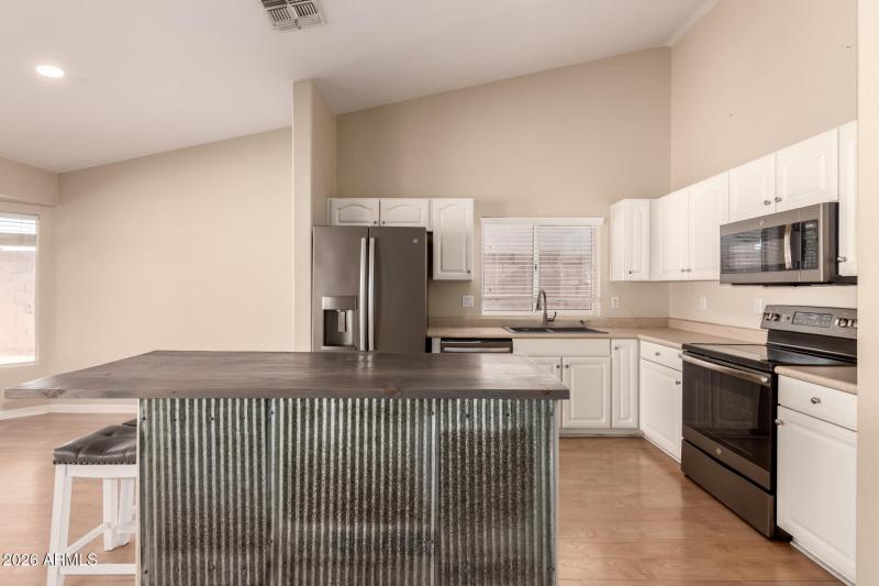 12 - Mystic Sadie 11126