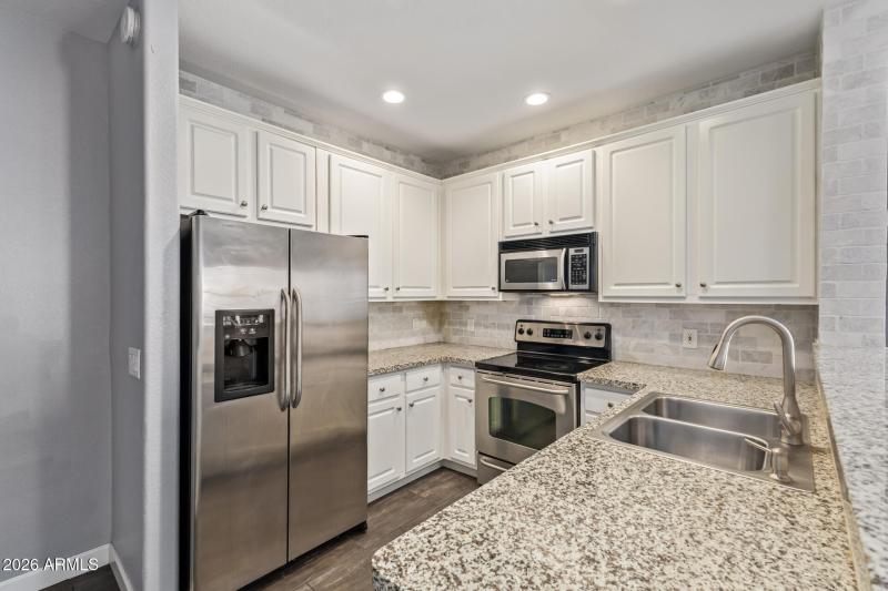 19 - Paradise Village