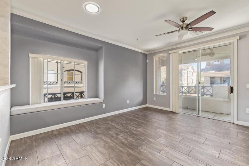 09 - Paradise Village