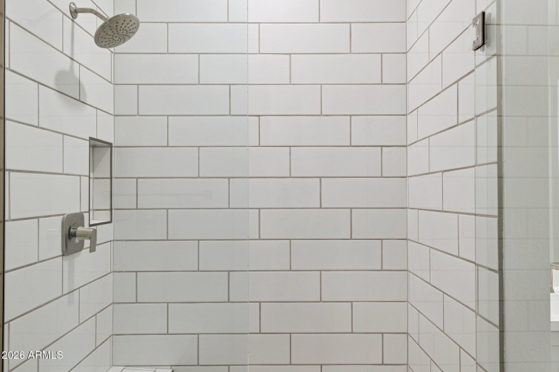 18-web-or-mls-2544-villa-linda-dr