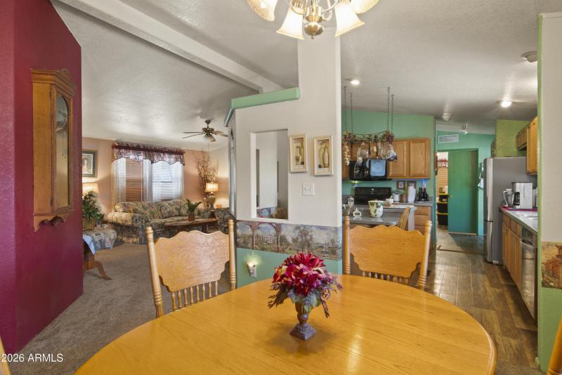 22780 W Sunrise Rd 00043