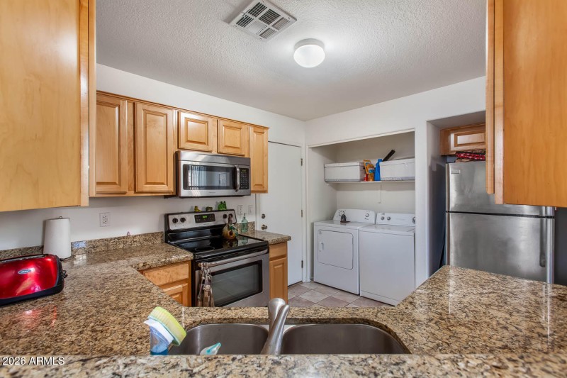 1425-S-Lindsay-RD-59-MLS-5