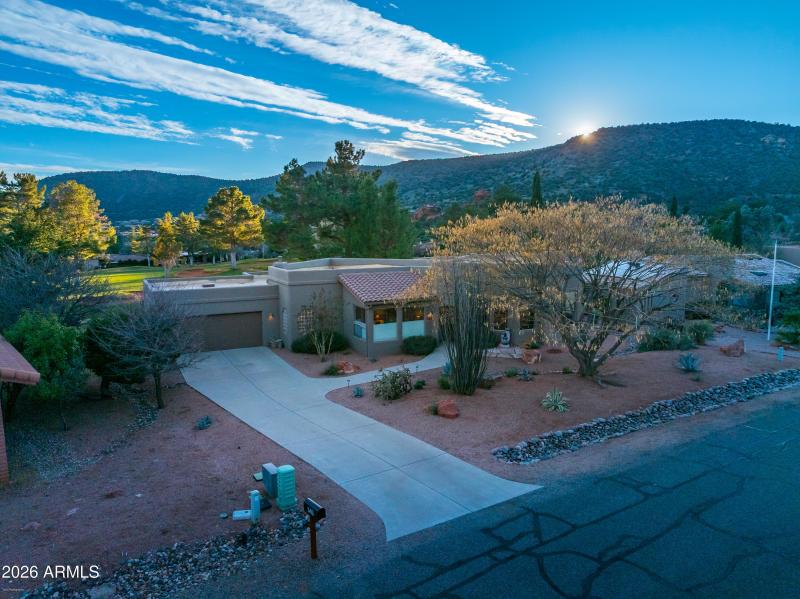 345 Merry Go Round Rock Rd Sedona AZ-1