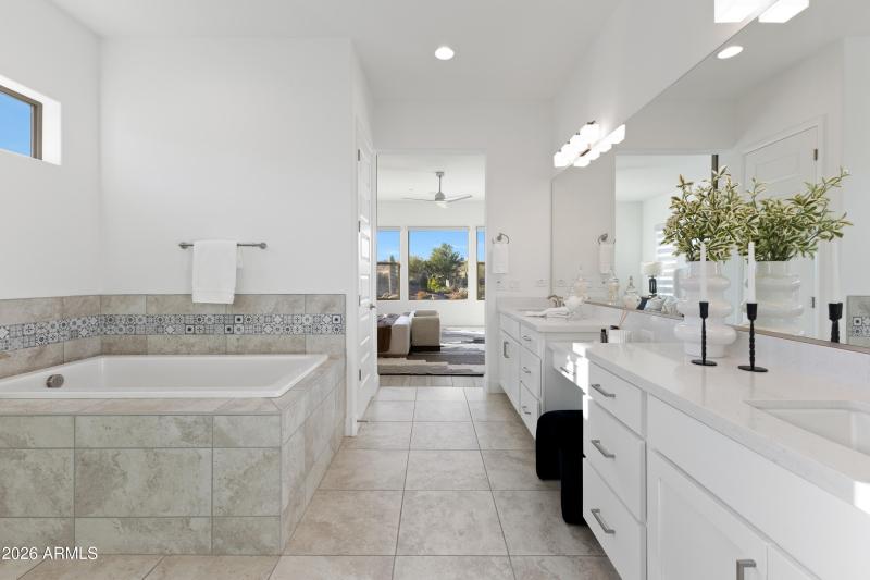 17750 E Paria Canyon-49