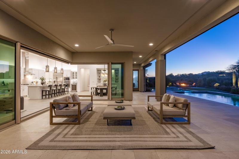 17750 E Paria Canyon-111